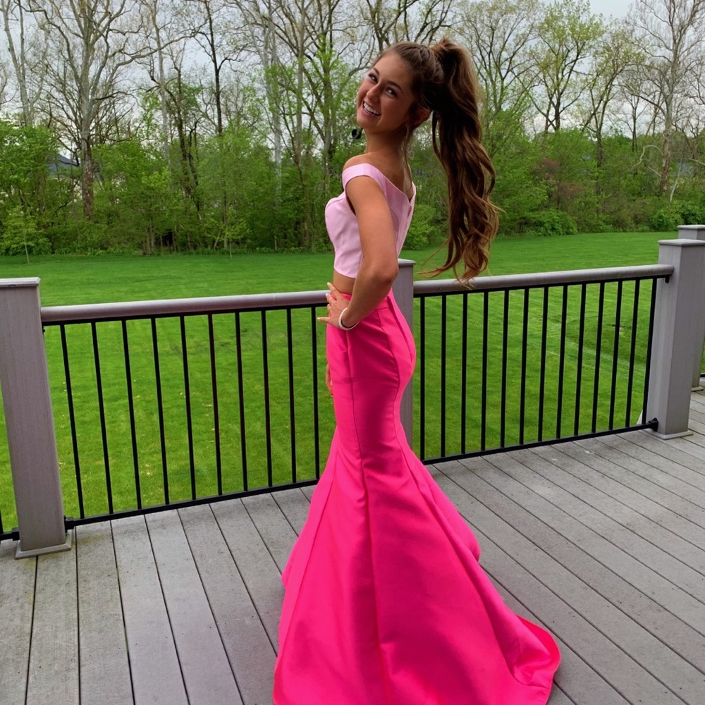 Pink Ellie Wilde Two Piece Prom/formal dress
